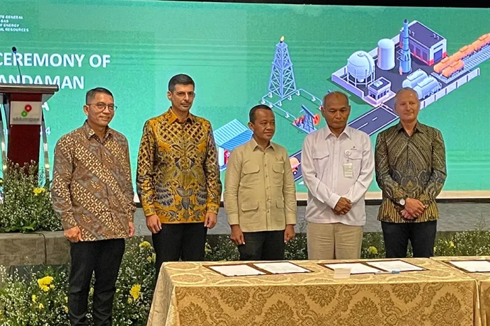 Buat Eksplorasi, Kepala...