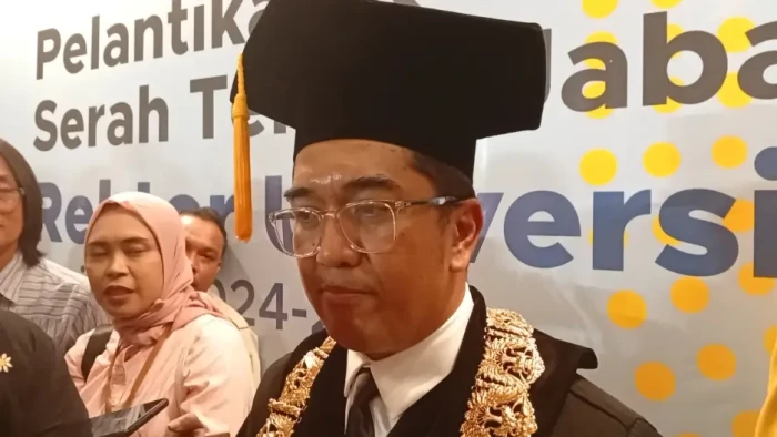 Bagaimana Nasib Gelar...