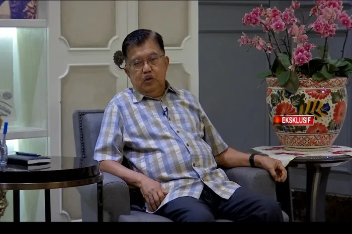 Sebut Agung Laksono...