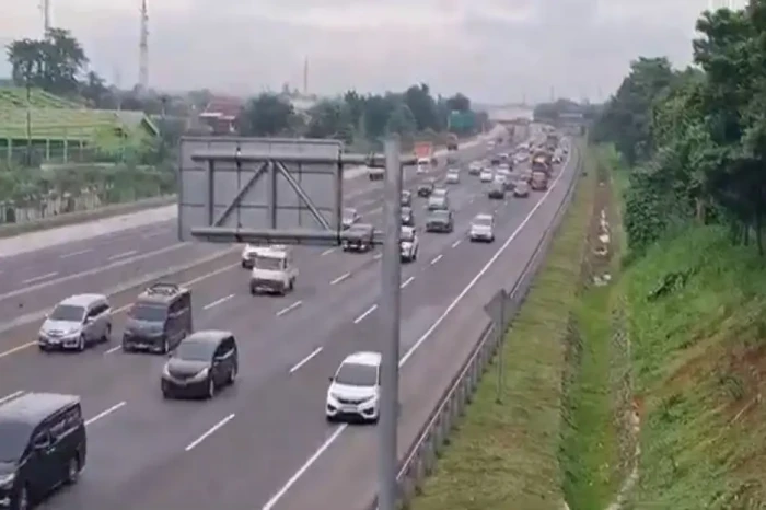 Liburan Natal Pagi Ini,...