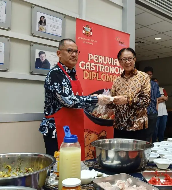 Duta Besar Peru Menginspirasi...