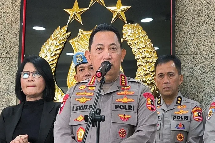 Kapolri Perintahkan...