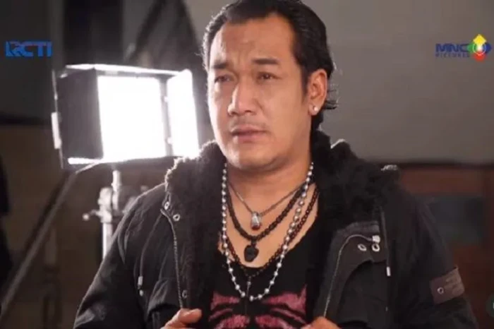 Kabar Duka, Gobang Preman...