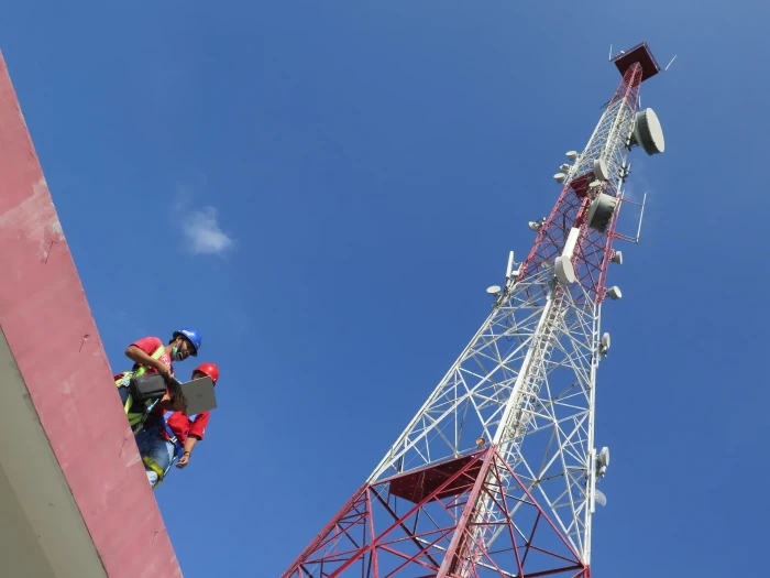 Telkomsel Hadirkan Jaringan...