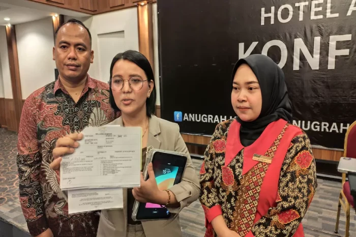 Video Viral Denda Rp1...