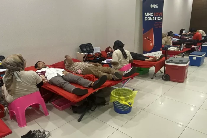MNC Peduli dan PMI Sukabumi...
