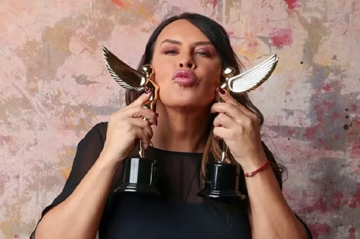 Karla Sofia Gascon Bungkam...