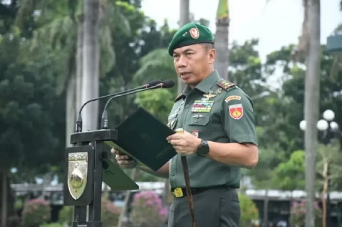 5 Kasdam IV Diponegoro...