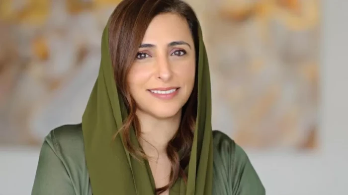 4 Perempuan Arab Cantik...