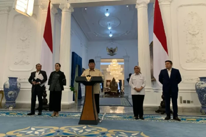 Prabowo: THR ASN, TNI,...