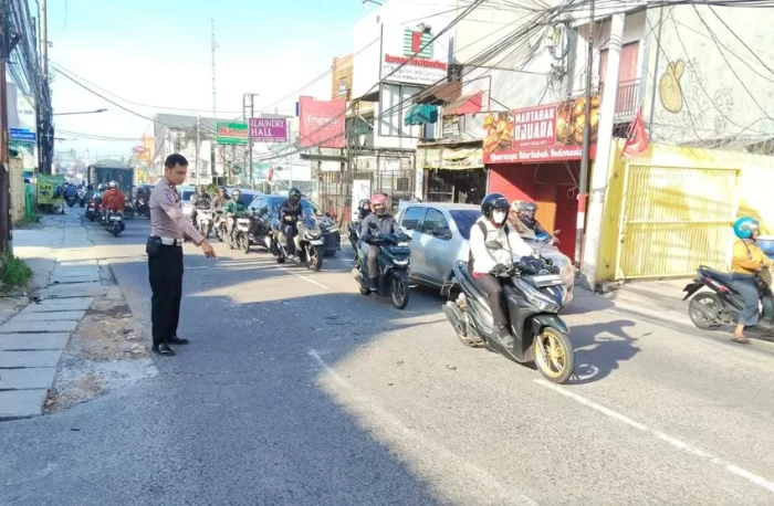 Warga Bogor Tewas Kecelakaan...
