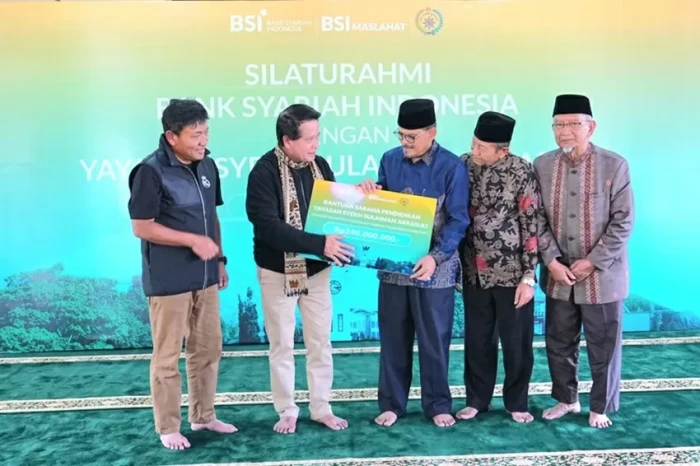 BSI Salurkan Bantuan...