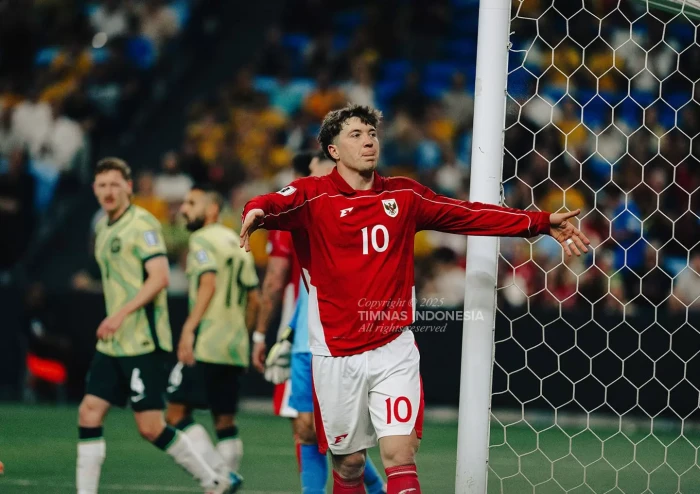 Gol Debut Ole Romeny...