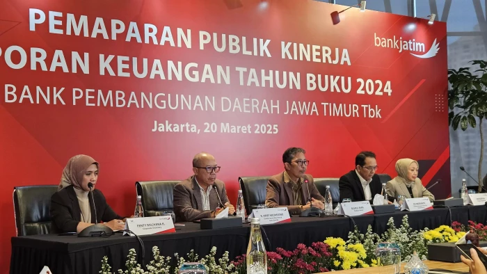 Bank Jatim Catatkan...