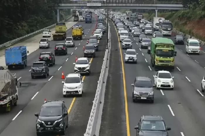 Urai Macet Parah Arus...