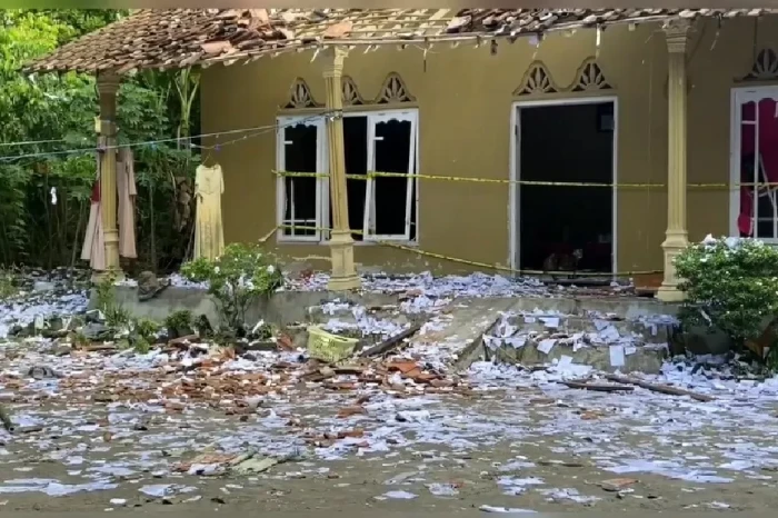Petasan Meledak di Blitar...