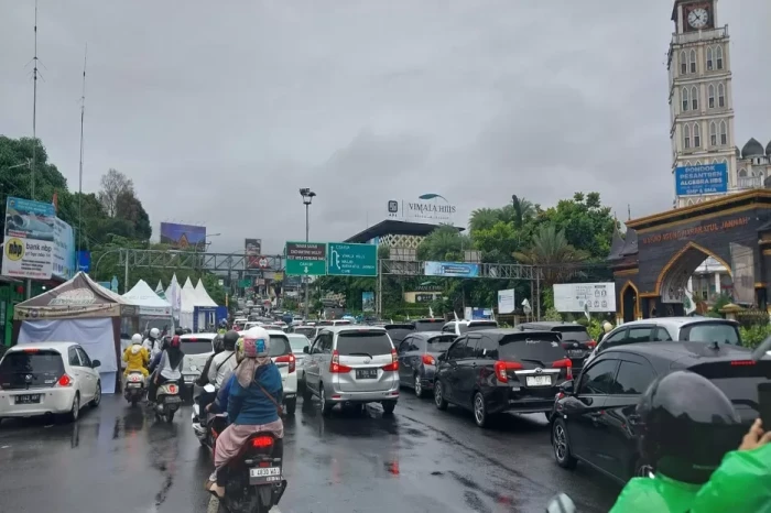 25.000 Kendaraan Padati...