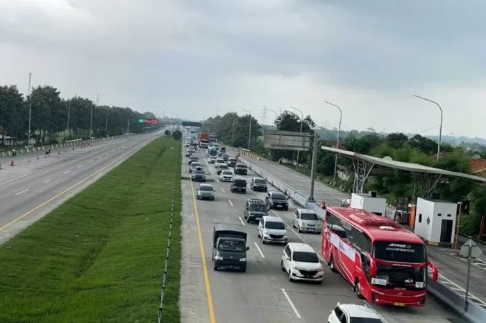Tol Cipali Berlakukan...