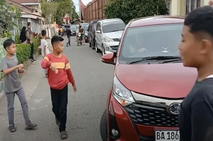 Mobil Pemudik Nyasar...