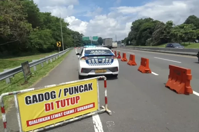 Update Jalur Puncak,...