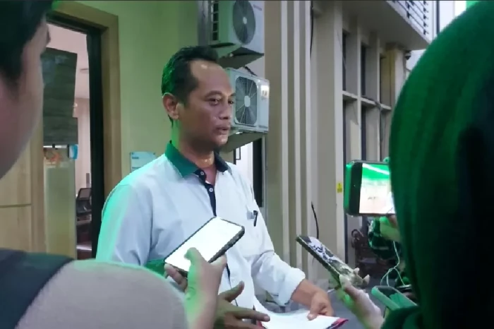 44 Korban Penahanan...