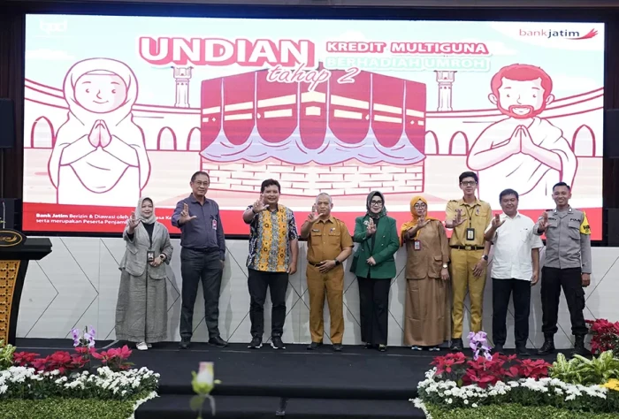 Bank Jatim Gelar Pengundian...