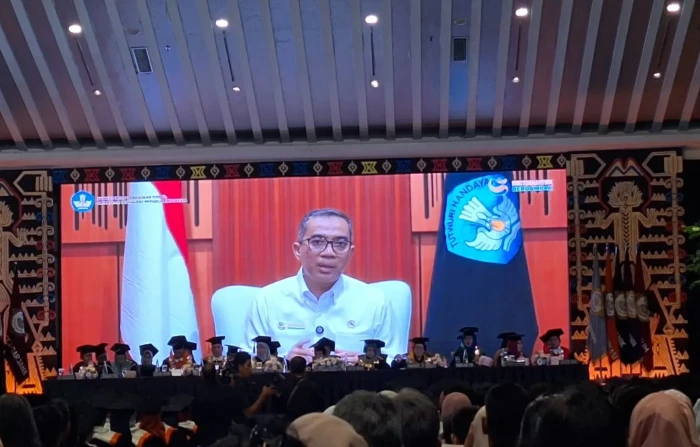 Wisuda ke-52 Universitas...