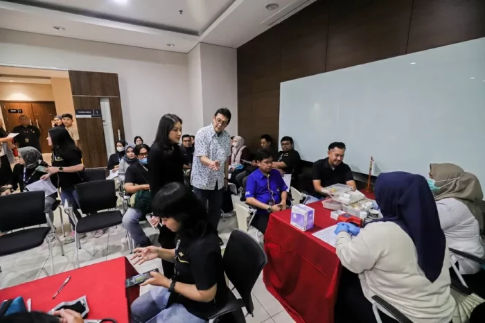 Tinjau Donor Darah MNC...