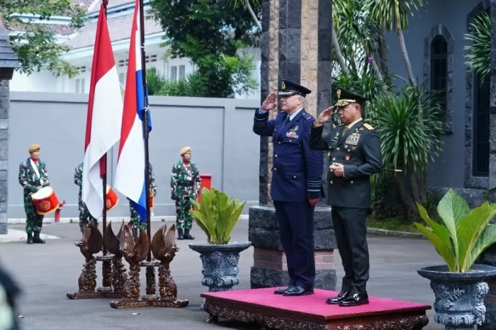 Panglima TNI-Panglima...
