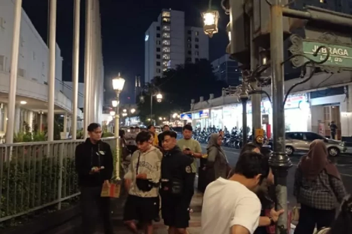 Jam Malam Pelajar Diterapkan,...