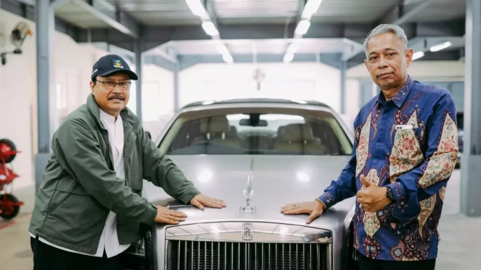 Rolls-Royce Bodong Kemensos...