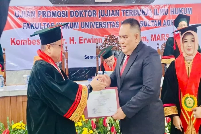 Usulkan Rekonstruksi...