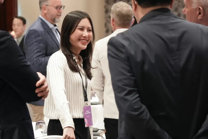Angela Tanoesoedibjo...