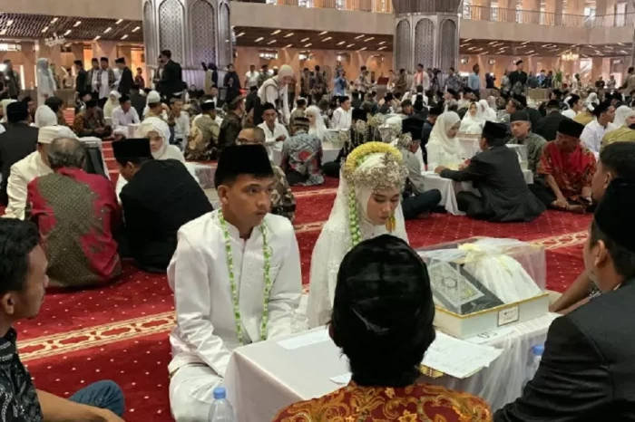 Ratusan Calon Pengantin...