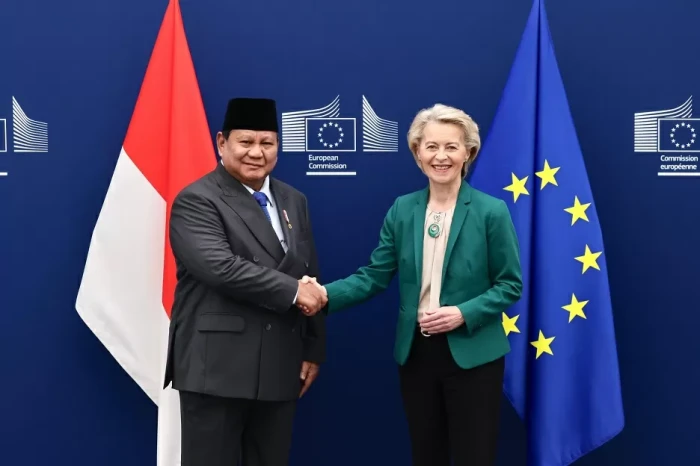 Kunjungan Prabowo ke...