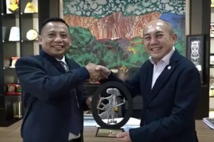 Kuatkan Ekonomi Borneo,...