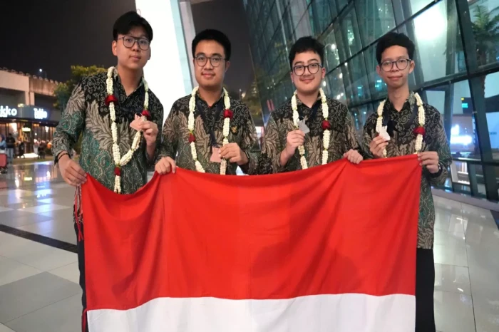 Top, Siswa Indonesia...