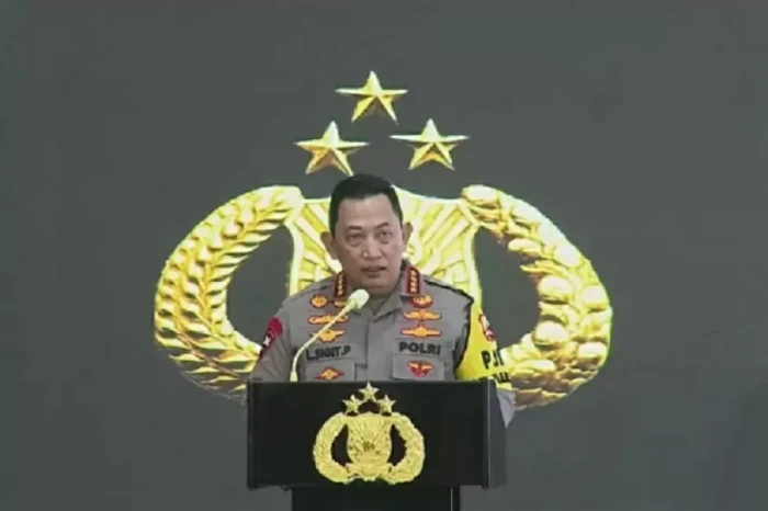 20 Jenderal Polisi Tinggalkan...