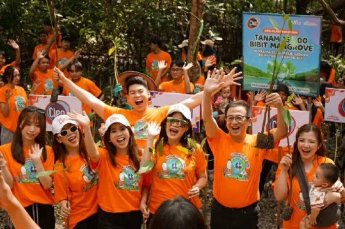 Peringati Hari Mangrove...