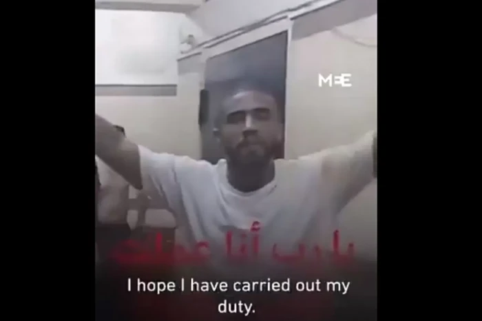 Viral, Massa Serang...