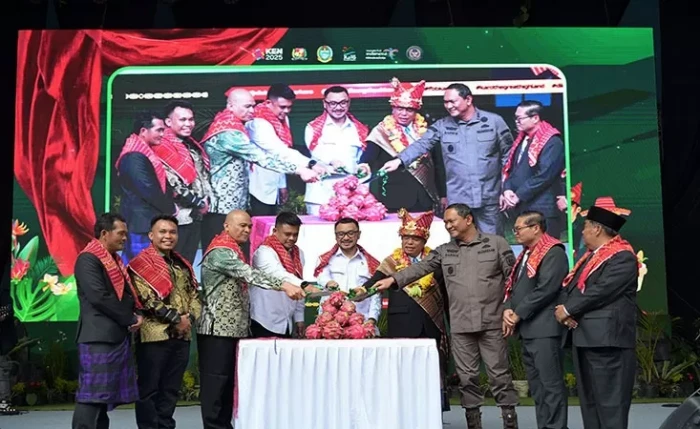 Dibuka Gubernur Sumut...
