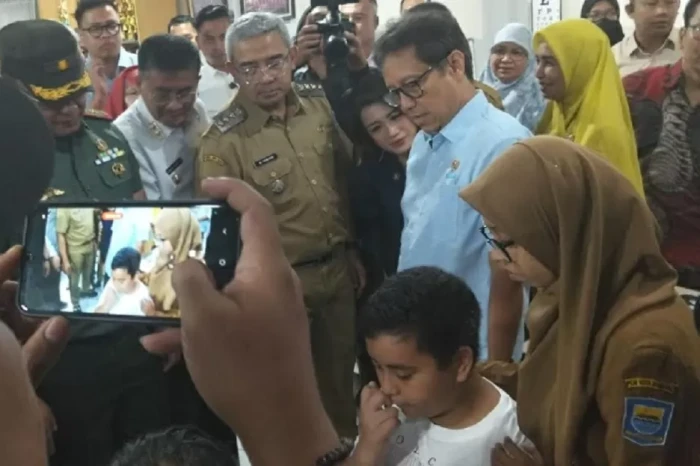 Cek Kesehatan Gratis...