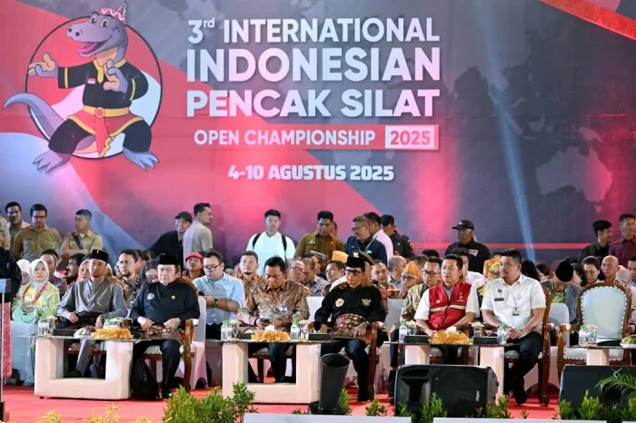 Dampingi Wamenpora Taufik,...
