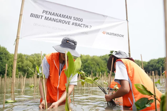 Rayakan HUT Ke-80 RI,...