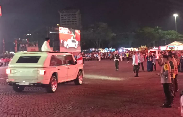 Prabowo Tiba di Monas,...