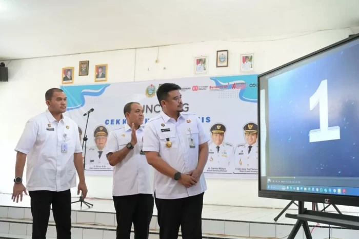 Bobby Nasution Luncurkan...