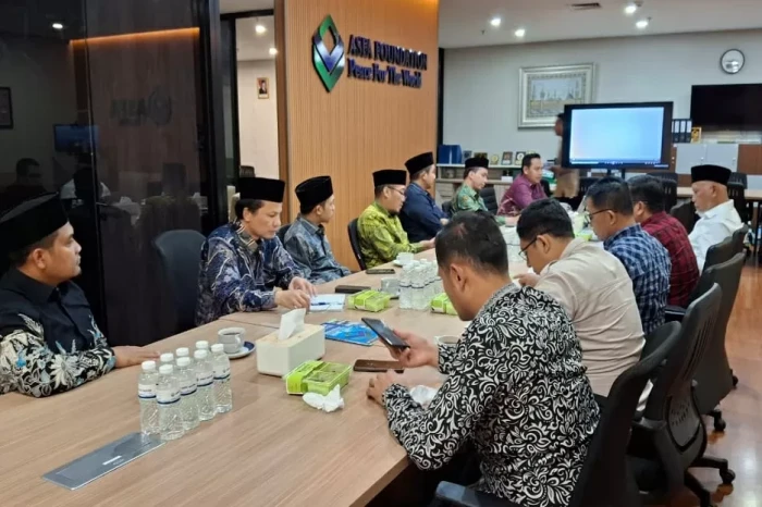 Pemprov Sumbar Bersama...