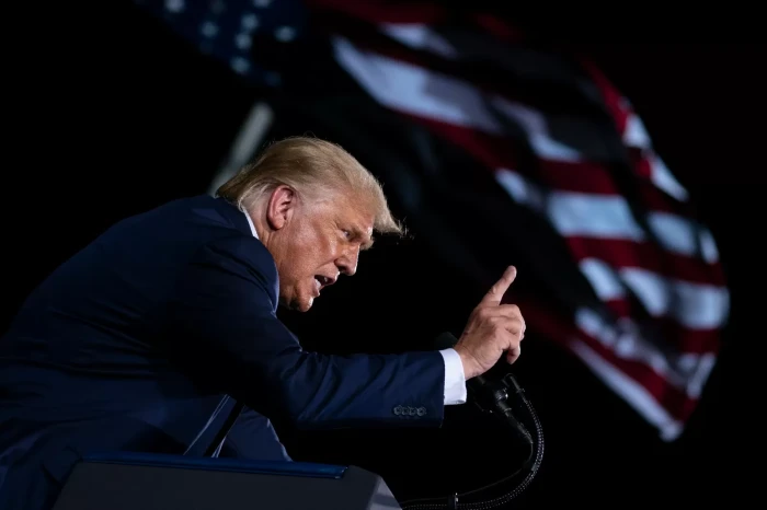 Trump Kembali Tebar...
