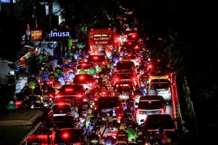 Macet Horor TB Simatupang...