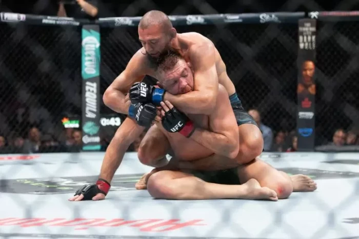 Wow! UFC Digerojok Rp126,2...